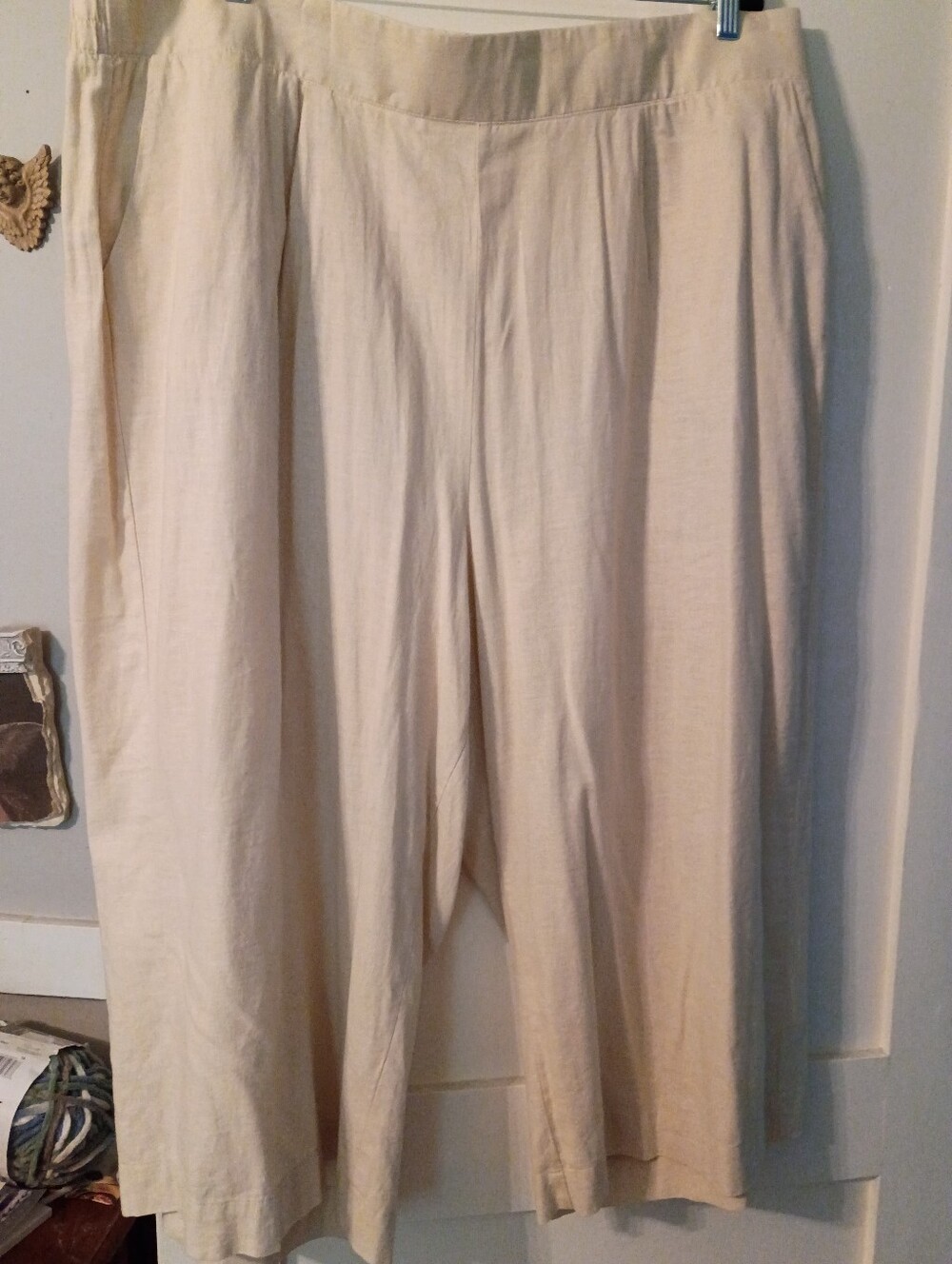 NWT Linen Blend Wide Leg Crops